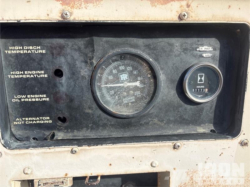 Ingersoll Rand 185 185 cfm Mobile Air Compressor Compressors