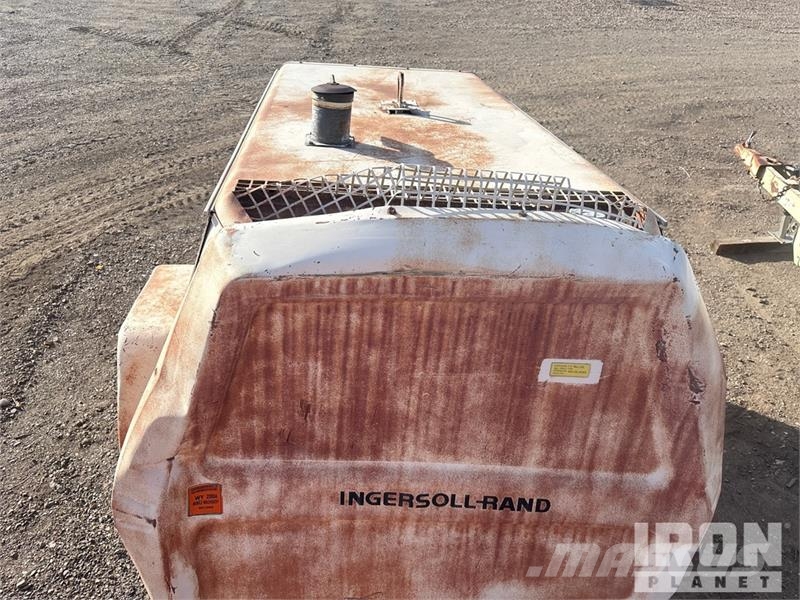 Ingersoll Rand 185 185 cfm Mobile Air Compressor Compressors