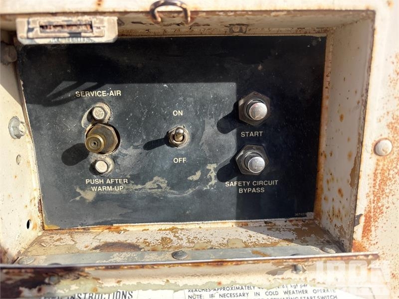 Ingersoll Rand 185 185 cfm Mobile Air Compressor Compressors