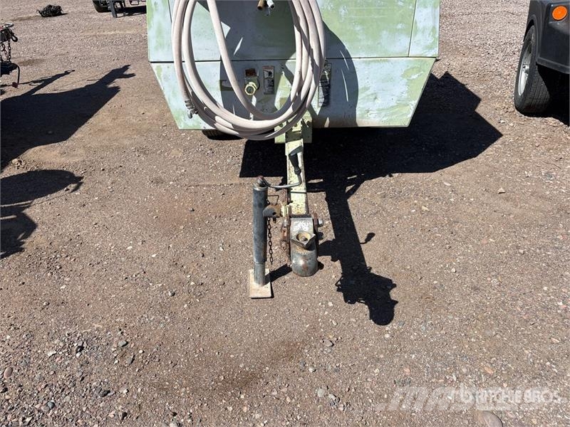 Ingersoll Rand 185 cfm Mobile Air Compressor Compressors