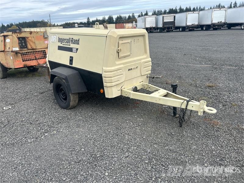 Ingersoll Rand 185 cfm Mobile Air Compressor コンプレッサー