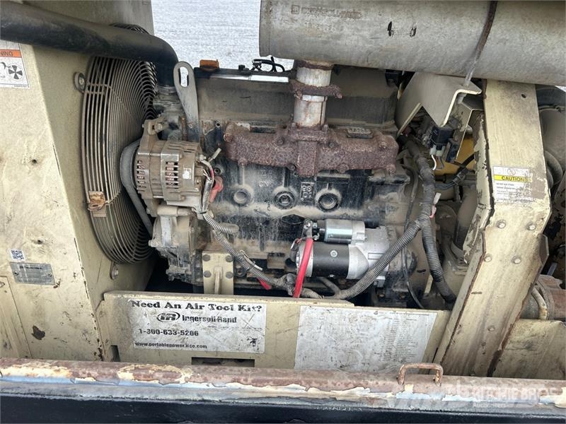Ingersoll Rand 185 cfm Mobile Air Compressor コンプレッサー