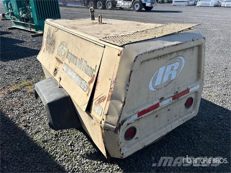 Ingersoll Rand 185 Skid-Mounted Air Compressor (Inoperable) Compresoras