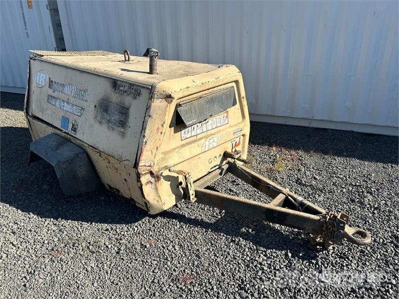Ingersoll Rand 185 Skid-Mounted Air Compressor (Inoperable) Compresoras