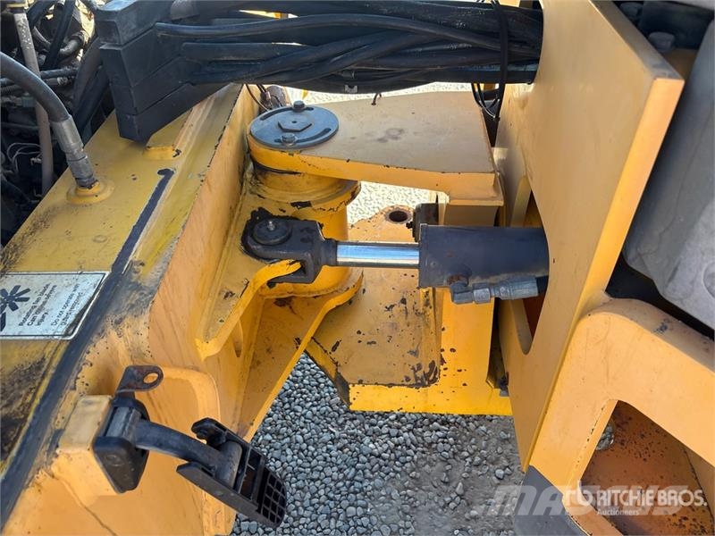 Ingersoll Rand DD118HF Paving Double Drum Roller Tandemové válce