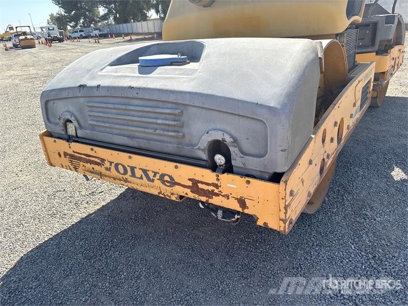 Ingersoll Rand DD118HF Paving Double Drum Roller Tandemové válce