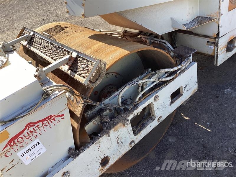 Ingersoll Rand DD65 Double Drum Roller Ikerdobos hengerek