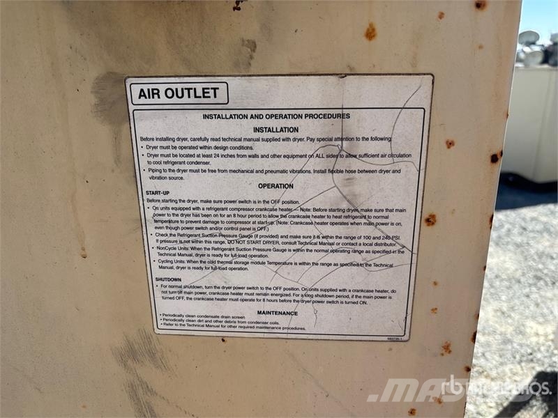 Ingersoll Rand NVC1000A400 Electric Air Dryer Sušilniki instrumentalnega zraka