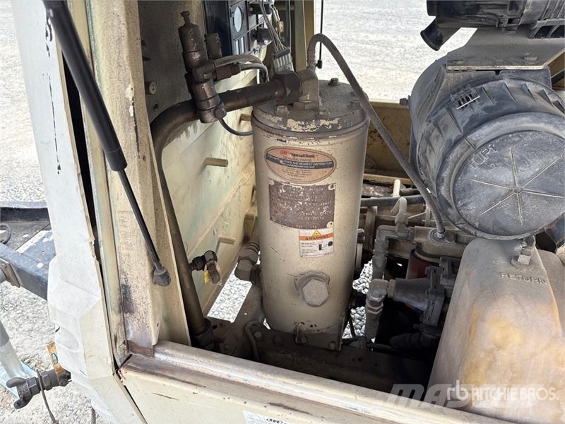 Ingersoll Rand P185CFM Mobile Air Compressor Compressors