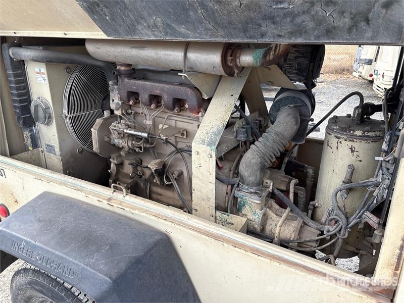 Ingersoll Rand P185CFM Mobile Air Compressor Compressors
