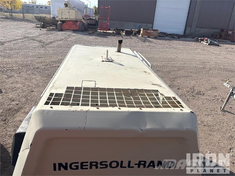 Ingersoll Rand P185CWJD 185 cfm Mobile Air Compressor Compressors