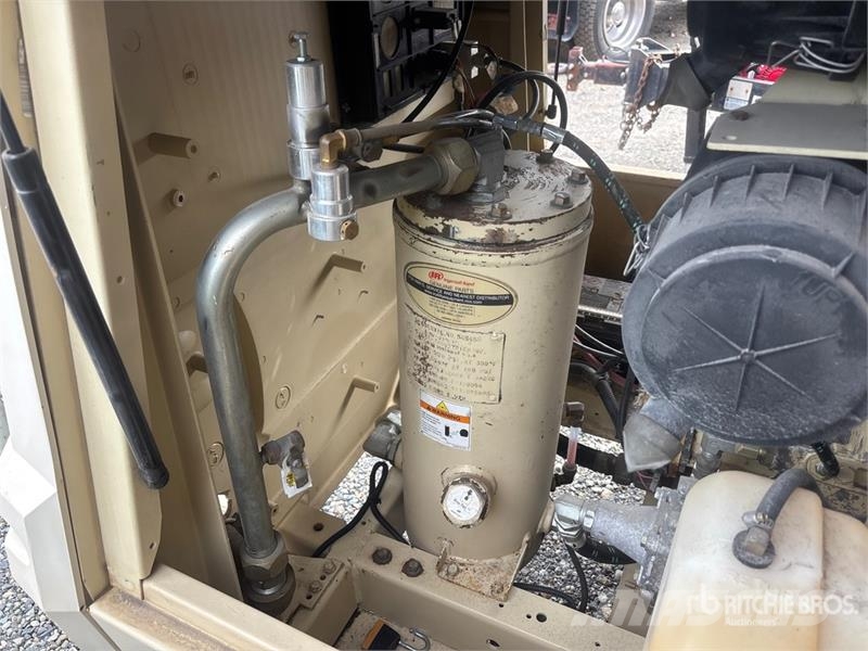 Ingersoll Rand P185WJD 185 cfm Mobile Air Compressor Compressors