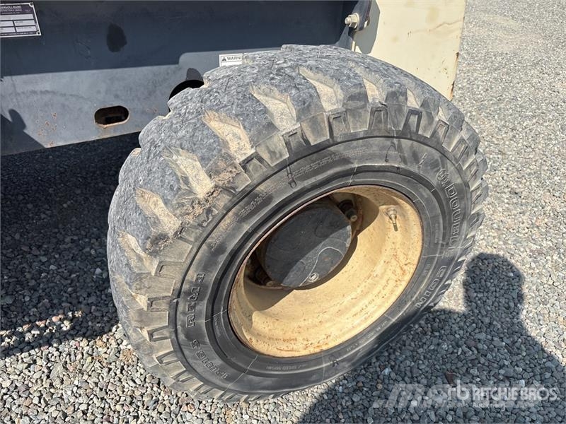 Ingersoll Rand RT708J Terrængående gaffeltruck