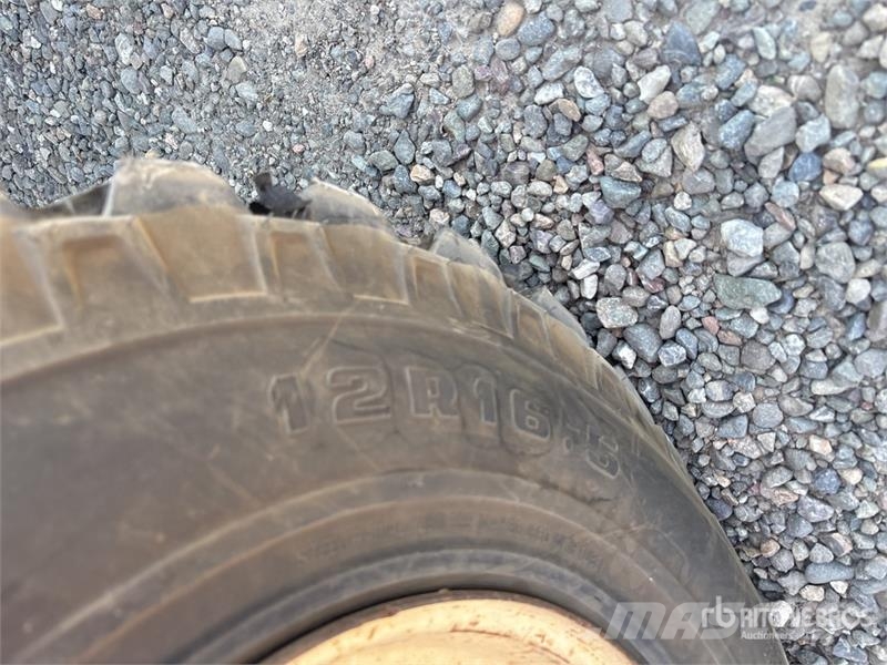 Ingersoll Rand RT708J Terrængående gaffeltruck