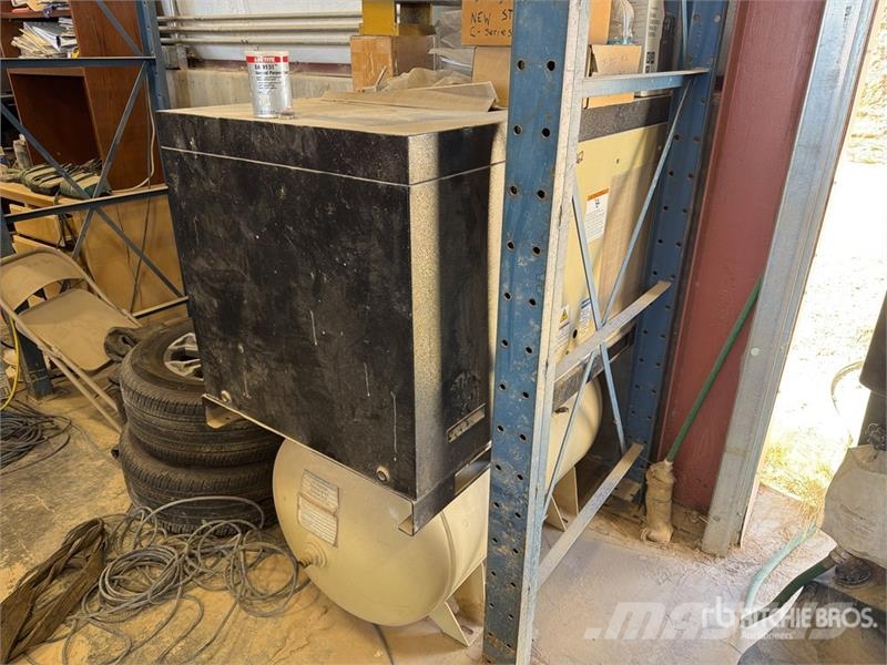 Ingersoll Rand Skid-Mounted Air Compressor コンプレッサー