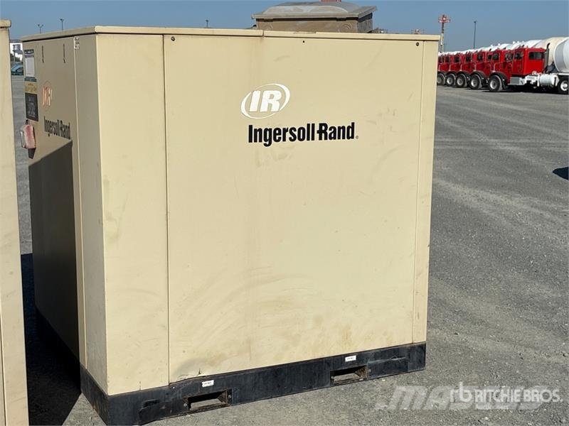Ingersoll Rand SSR-EPE50 211 cfm Skid-Mounted Air Compressor Compressors