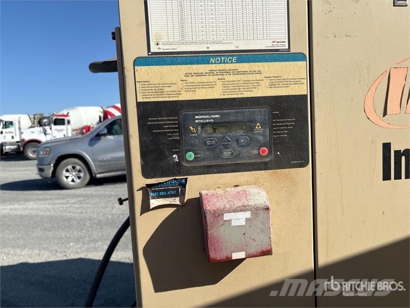Ingersoll Rand SSR-EPE50 211 cfm Skid-Mounted Air Compressor Compressors