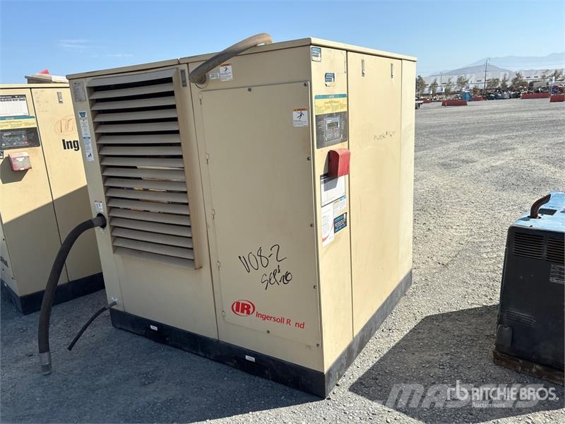 Ingersoll Rand SSR-EPE50 211 cfm Skid-Mounted Air Compressor Compressors