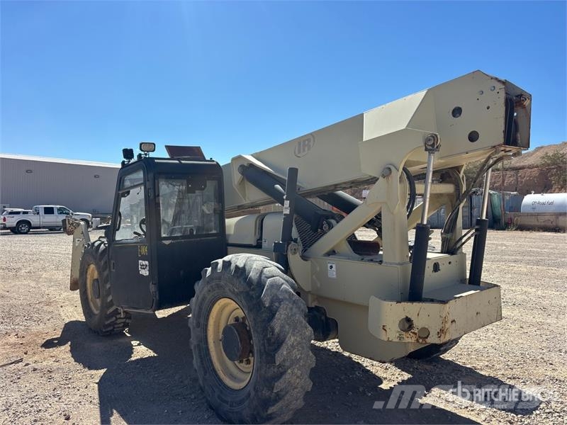 Ingersoll Rand VR1056C Teleskopické manipulátory