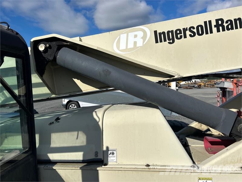 Ingersoll Rand VR843C 伸縮臂操作車