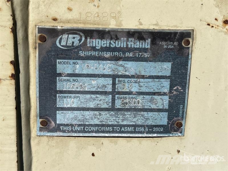Ingersoll Rand VR843C 伸縮臂操作車