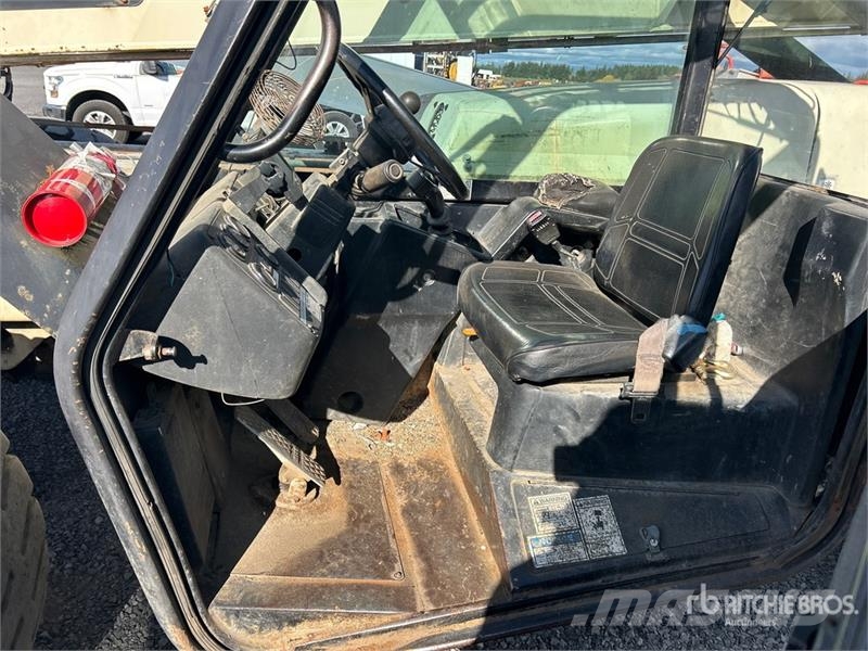 Ingersoll Rand VR843C 伸縮臂操作車