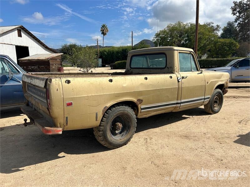 International 1210 4x2 Pickup Egyéb