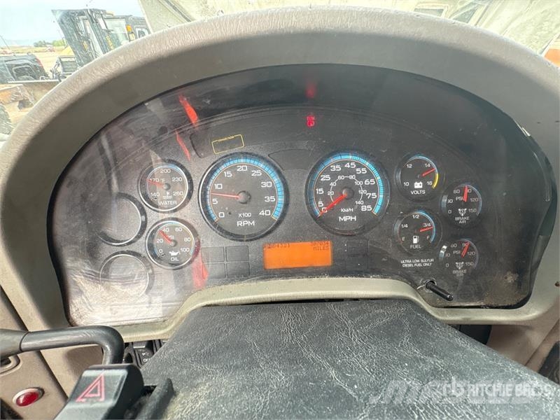 International 4000 4x2 Refrigerated Truck Грузовики-Рефрижераторы