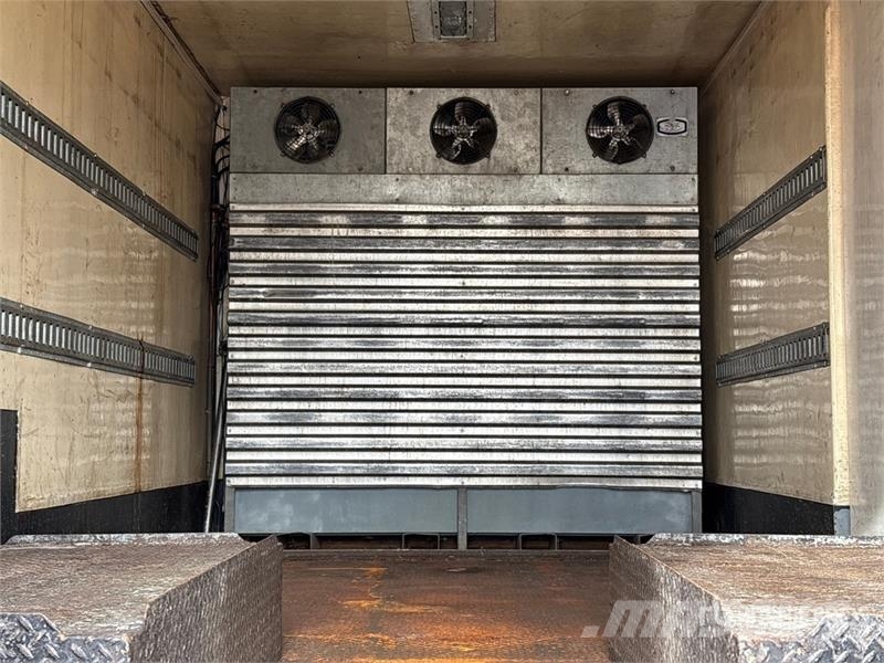 International 4000 4x2 Moving Van Truck Sunkvežimiai su dengtu kėbulu