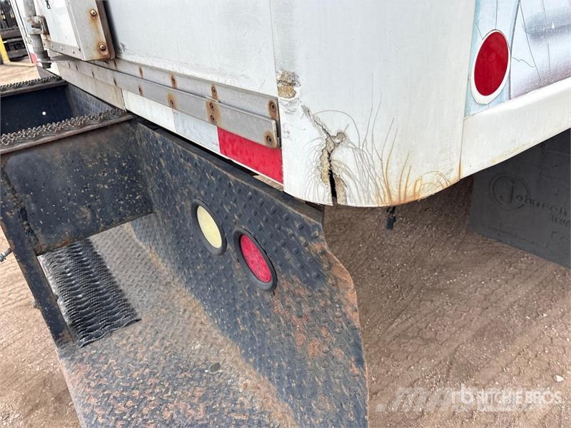International 4000 4x2 Moving Van Truck Sunkvežimiai su dengtu kėbulu