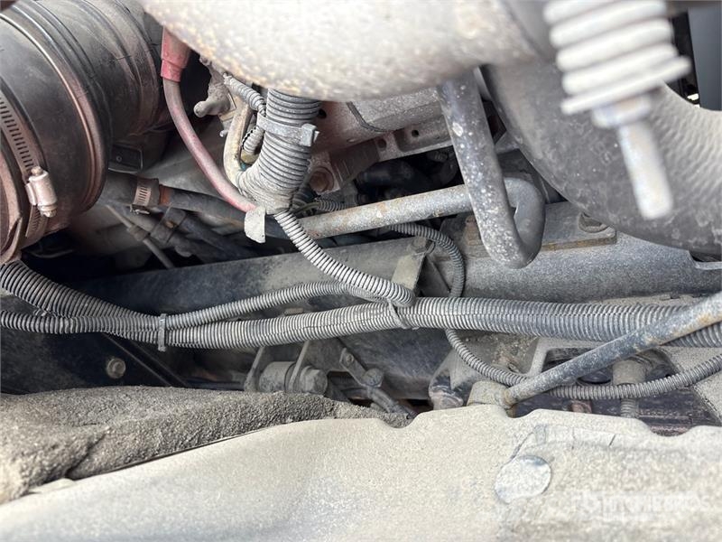 International 4000 Van Truck Furgons