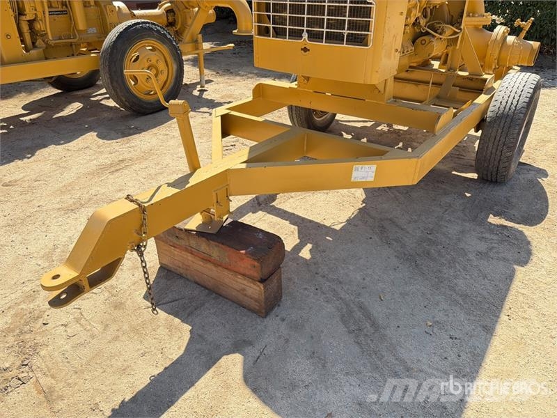 International 407 Trailer-Mounted Water Pump Waterpumps
