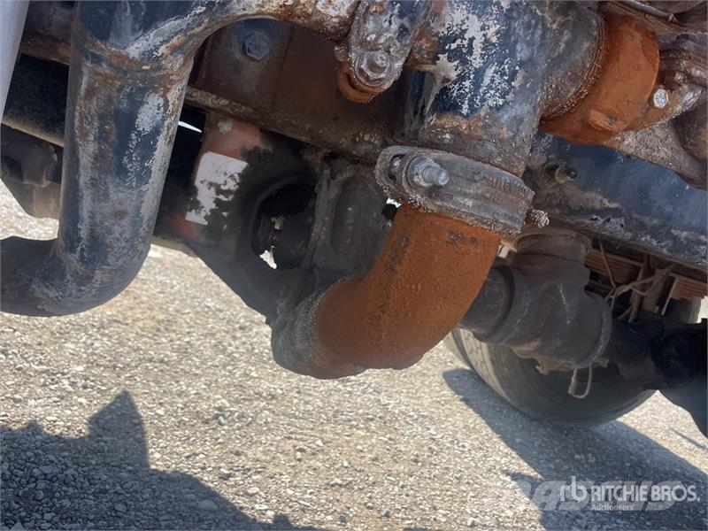 International 4300 صهاريج مياه