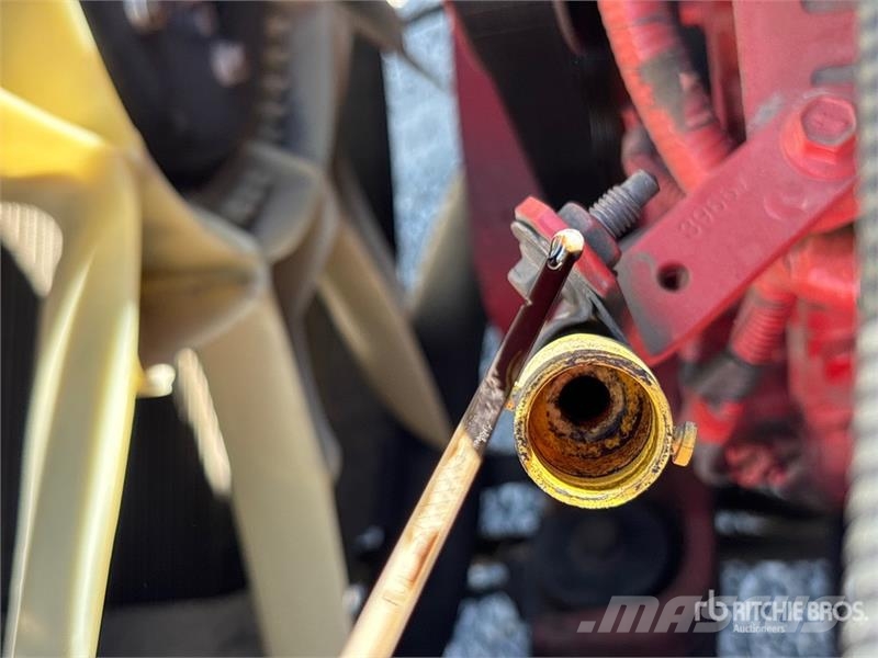 International 4300 ボックスボディー、ウイング、箱車