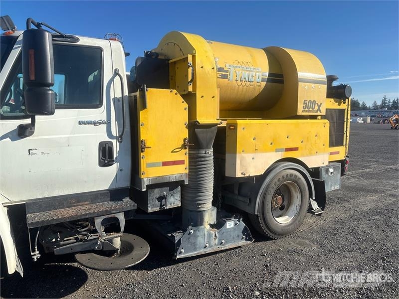 International 4300 Fejebiler