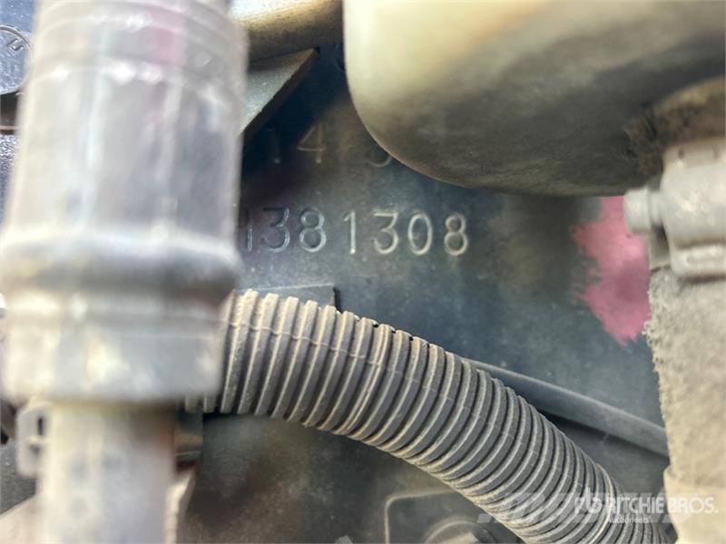 International 4300 Furgons