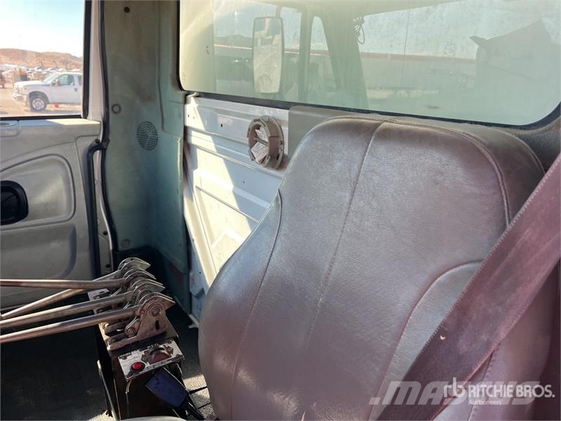 International 4300 Ūdens mašīnas