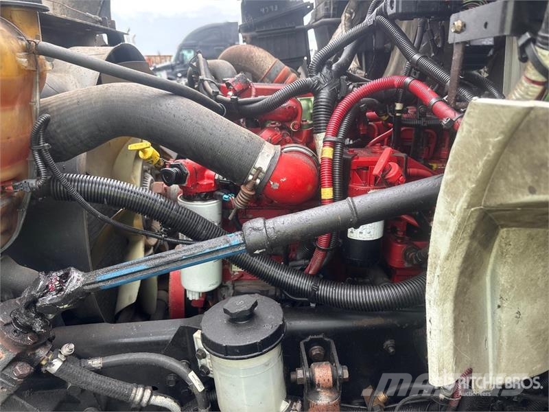 International 4300 Furgons