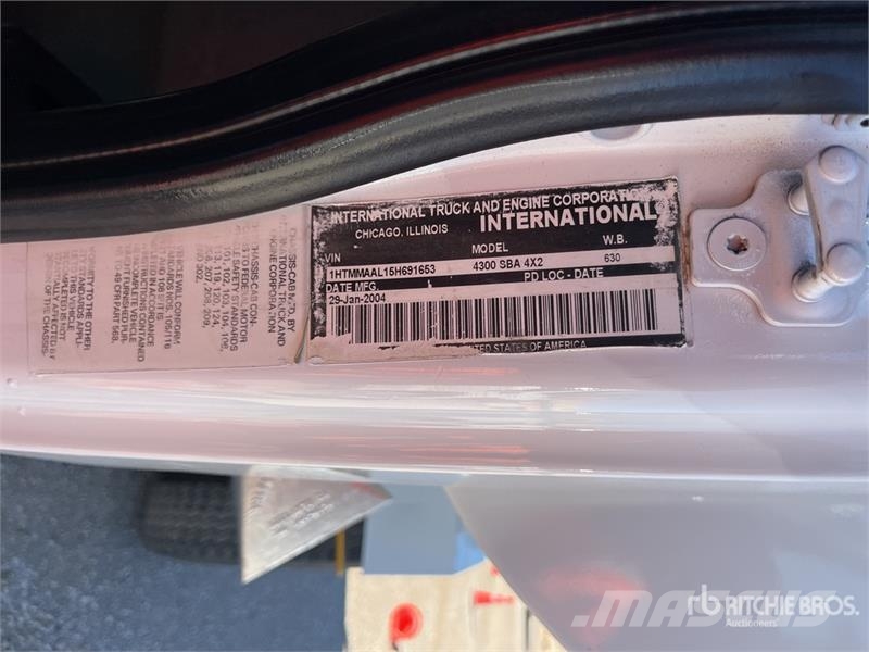 International 4300 Ūdens mašīnas