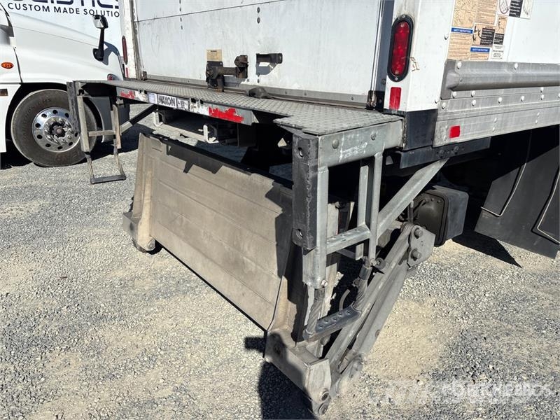 International 4300 ボックスボディー、ウイング、箱車