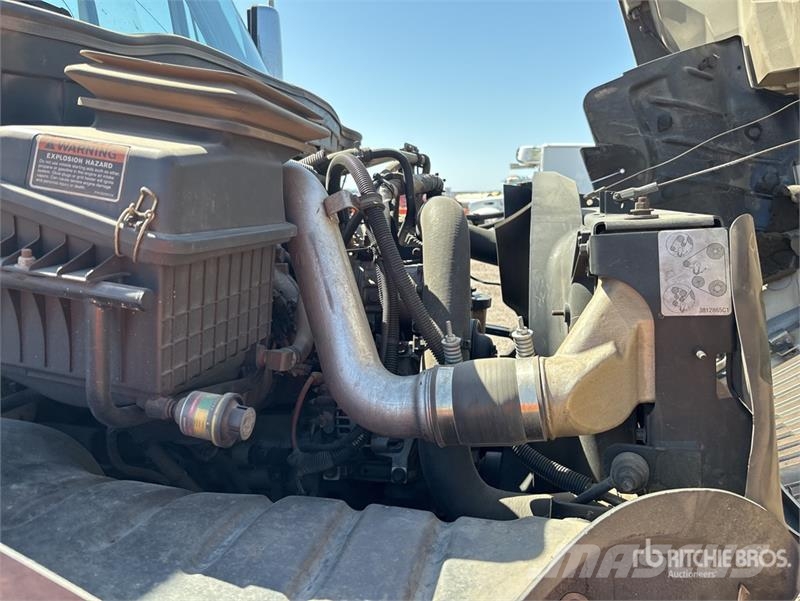 International 4300 Tovornjaki zabojniki