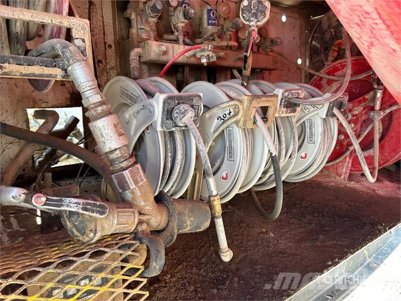 International 4300 Tanker trucks