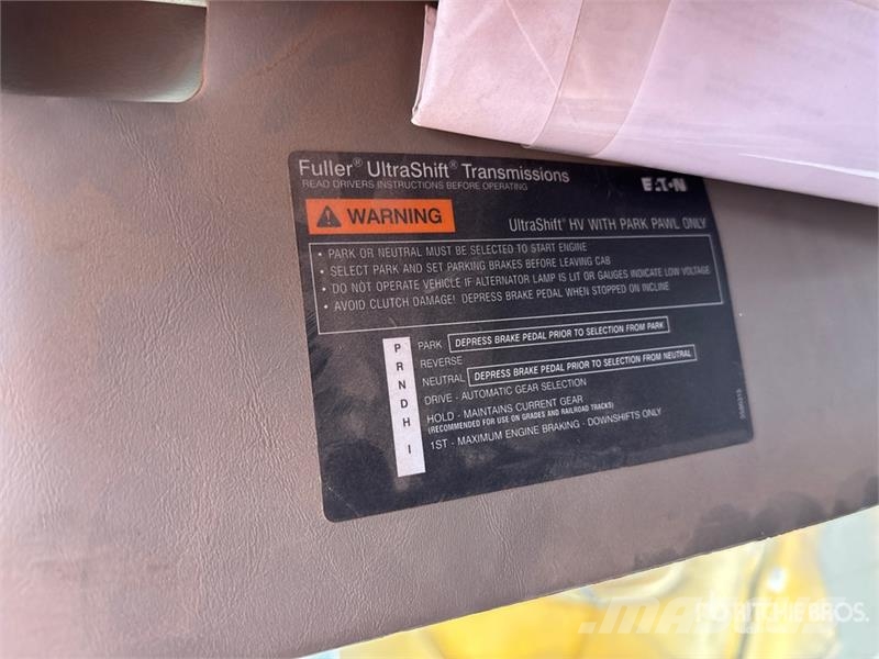International 4300 Billenő teherautók