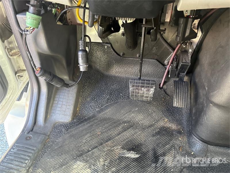 International 4300 Fast kasse