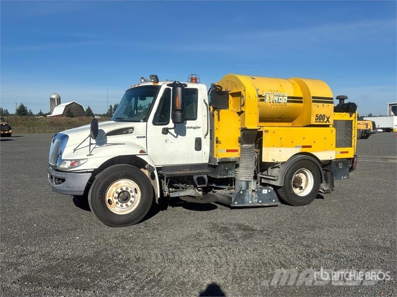 International 4300 Fejebiler