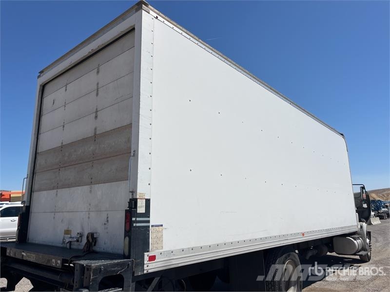 International 4300 Umpikorikuorma-autot