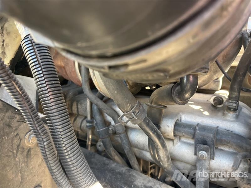International 4300 Umpikorikuorma-autot