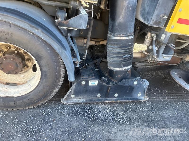 International 4300 Fejebiler
