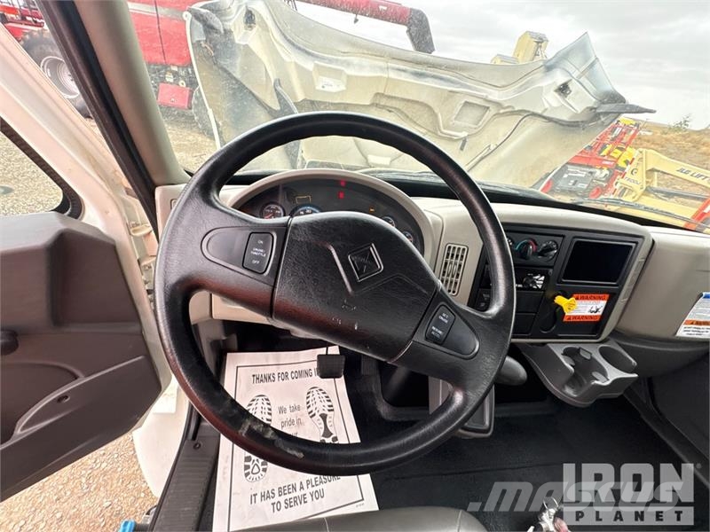 International 4300 Vandens sunkvežimiai