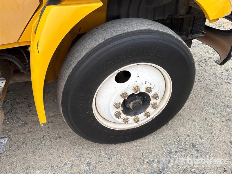 International 4300 Billenő teherautók